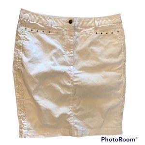 𝅺Olsen White Skirt